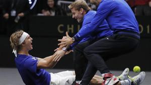 Team Europe's Alexander Zverev, left, celebrates with teammates David Goffin, center, and Grigor Dimitrov after defeating Team World's Kevin Anderson during a men's singles tennis match to win the Laver Cup(AP) Team Europe's Alexander Zverev, left, celebrates with teammates David Goffin, center, and Grigor Dimitrov after defeating Team World's Kevin Anderson during a men's singles tennis match to win the Laver Cup(AP)