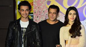 Salman Khan with Loveyatri actors Warina Hussain and Aayush Sharma. Salman Khan with Loveyatri actors Warina Hussain and Aayush Sharma.