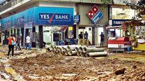 The market, constructed in 1970s, had broken walkways and choked drains. Also, there were no fire safety arrangements. It prompted the traders to approach the DDA for getting the market renovated.(HT Photo) The market, constructed in 1970s, had broken walkways and choked drains. Also, there were no fire safety arrangements. It prompted the traders to approach the DDA for getting the market renovated.(HT Photo)
