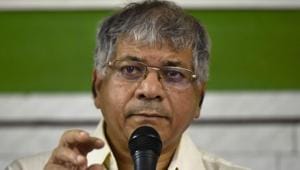 Bharipa Bahujan Mahasangh Prakash Ambedkar addressing to media during press conference in Mumbai.(HT File Photo) Bharipa Bahujan Mahasangh Prakash Ambedkar addressing to media during press conference in Mumbai.(HT File Photo)