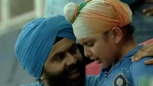 The young kid was captured sobbing after India failed to win the match.(Twitter) The young kid was captured sobbing after India failed to win the match.(Twitter)