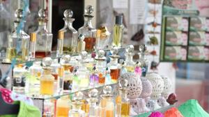 A study released by the Breast Cancer Prevention Partners found a host of unlisted chemicals in commonly used products, with most coming from the scents used to boost their allure.(Unsplash) A study released by the Breast Cancer Prevention Partners found a host of unlisted chemicals in commonly used products, with most coming from the scents used to boost their allure.(Unsplash)