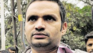 Independent MLA Rambeer Shokeen after meeting Lieutenant Governor Najeeb Jung in Civil Lines,in New Delhi, India.(HT File Photo) Independent MLA Rambeer Shokeen after meeting Lieutenant Governor Najeeb Jung in Civil Lines,in New Delhi, India.(HT File Photo)