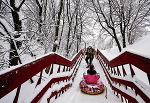 Cold beauty: One of Kanwal Sibal’s poems titled Death of Winter was written in Moscow and recalls exactly this sort of wintry beauty.(AFP) Cold beauty: One of Kanwal Sibal’s poems titled Death of Winter was written in Moscow and recalls exactly this sort of wintry beauty.(AFP)
