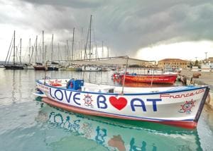 Cruise down the water in one of these quirky boats docked at Ponte Ubmertino in Syracuse, Ortygia(Pranay Baidya) Cruise down the water in one of these quirky boats docked at Ponte Ubmertino in Syracuse, Ortygia(Pranay Baidya)
