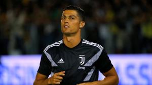 Juventus' Cristiano Ronaldo during the warm up before a match.(REUTERS) Juventus' Cristiano Ronaldo during the warm up before a match.(REUTERS)
