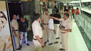 According to sections 330, 331, 335 and 336 of the Haryana Municipal Corporation Act of 1994, all businesses operating within the MCG’s jurisdiction are required to obtain a trade licence from the corporation.(HT/Picture for representation) According to sections 330, 331, 335 and 336 of the Haryana Municipal Corporation Act of 1994, all businesses operating within the MCG’s jurisdiction are required to obtain a trade licence from the corporation.(HT/Picture for representation)