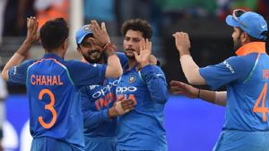 Indian cricketer Kuldeep Yadav (2R) celebrates with his teammates after he dismissed Bangladesh batsman Mohammad Mahmudullah during the final one day international (ODI) Asia Cup cricket match between Bangladesh and India at the Dubai International Cricket Stadium in Dubai on September 28, 2018. (Photo by ISHARA S. KODIKARA / AFP)(AFP) Indian cricketer Kuldeep Yadav (2R) celebrates with his teammates after he dismissed Bangladesh batsman Mohammad Mahmudullah during the final one day international (ODI) Asia Cup cricket match between Bangladesh and India at the Dubai International Cricket Stadium in Dubai on September 28, 2018. (Photo by ISHARA S. KODIKARA / AFP)(AFP)