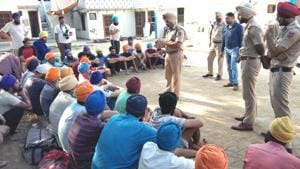 Police officials interacting with the drug addicts freed from de-addiction centre at Samrala near Ludhiana.(HT Photo) Police officials interacting with the drug addicts freed from de-addiction centre at Samrala near Ludhiana.(HT Photo)