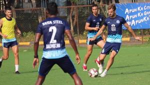 Mumbai City FC take on Jamshedpur FC in the Indian Super League (ISL) 2018.(Twitter) Mumbai City FC take on Jamshedpur FC in the Indian Super League (ISL) 2018.(Twitter)