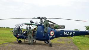 A Chetak CH442 of the Indian Navy crash-landed during a training sortie at INS Rajali naval base in Tamil Nadu’s Arakkonam on Monday.(Representative Image/HT File Photo) A Chetak CH442 of the Indian Navy crash-landed during a training sortie at INS Rajali naval base in Tamil Nadu’s Arakkonam on Monday.(Representative Image/HT File Photo)
