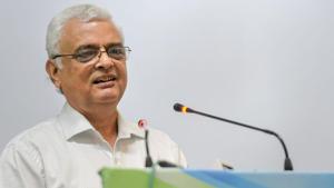 Chief Election Commissioner OP Rawat addresses a conference in New Delhi.(PTI File Photo) Chief Election Commissioner OP Rawat addresses a conference in New Delhi.(PTI File Photo)