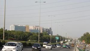 A view of National Highway 48, near Rajiv Chowk, in Gurugram, on Sunday, September 30, 2018. Gurugram was the second most polluted city in the country on September 28 and 29, with Noida being ranked the most polluted by a difference of one index point.(Yogendra Kumar/HT PHOTO) A view of National Highway 48, near Rajiv Chowk, in Gurugram, on Sunday, September 30, 2018. Gurugram was the second most polluted city in the country on September 28 and 29, with Noida being ranked the most polluted by a difference of one index point.(Yogendra Kumar/HT PHOTO)