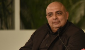 <p>Renowned fashion designer Tarun Tahiliani spoke at the second day of the Hindustan Times leadership Summit 2018. Talking about bridal couture and fashion, Tahiliani said that he wants brides to wear lehengas that they are able to wear and walk in. “I've seen brides needing four people to carry them to the stage”. He said that he even read how a bride's lehenga fell off as the fastening could not hold onto the 30 kgs of weight of the garment. He said that clothes need to be made which people can have fun in, instead of being bogged down in. “It has to be practical, you have to be able to live in these beautiful clothes!”</p>