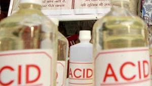 A college student was attacked with acid in Assam’s Lakhimpur after her family had turned down his marriage proposal.(HT) A college student was attacked with acid in Assam’s Lakhimpur after her family had turned down his marriage proposal.(HT)