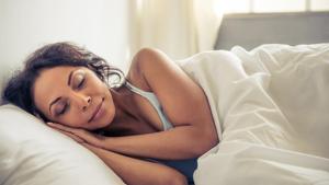 Think sleeping too much is good? Here’s how it can affect your mental health.(Shutterstock)