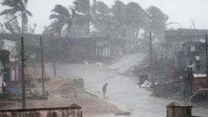 Titli made landfall between Odisha and Andhra Pradesh coast early on Thursday morning, disrupting road and telecommunications networks and power supply in most parts of Ganjam and Gajapati districts.(AP) Titli made landfall between Odisha and Andhra Pradesh coast early on Thursday morning, disrupting road and telecommunications networks and power supply in most parts of Ganjam and Gajapati districts.(AP)