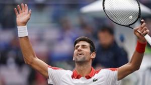 Novak Djokovic of Serbia celebrates after defeating Marco Cecchinato of Italy in their men's singles third round match at the Shanghai Masters tennis tournament on October 11, 2018.(AFP) Novak Djokovic of Serbia celebrates after defeating Marco Cecchinato of Italy in their men's singles third round match at the Shanghai Masters tennis tournament on October 11, 2018.(AFP)