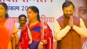 Rajasthan CM Vasundhara Raje and Union HRD minister Prakash Javadekar at Nari Shakti Sammelan in Jaipur on Thursday, October 12, 2018.(Prabhakar Sharma / HT Photo) Rajasthan CM Vasundhara Raje and Union HRD minister Prakash Javadekar at Nari Shakti Sammelan in Jaipur on Thursday, October 12, 2018.(Prabhakar Sharma / HT Photo)