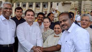 BSP leader Sonia Gandhi shakes hands with Congress president Rahul Gandhi during Karnataka CM HD Kumaraswamy’s swearing in ceremony, May 23, 2018.(PTI File Photo) BSP leader Sonia Gandhi shakes hands with Congress president Rahul Gandhi during Karnataka CM HD Kumaraswamy’s swearing in ceremony, May 23, 2018.(PTI File Photo)