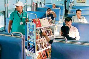 Around 250 books on Marathi literature, art and culture have been housed in the libraries.(Bhushan Koyande/HT) Around 250 books on Marathi literature, art and culture have been housed in the libraries.(Bhushan Koyande/HT)