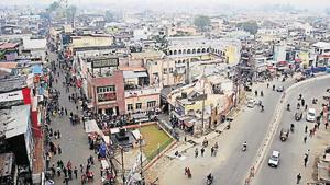 Over eight lakh voters will exercise their franchise in seven urban local bodies of Dehradun.(HT Photo) Over eight lakh voters will exercise their franchise in seven urban local bodies of Dehradun.(HT Photo)