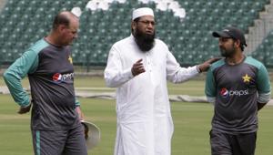File photo: Former Test cricketer and chief of selection committee Inzamamul Haq, center, consults with Pakistani captain Sarfraz Ahmed, right, and coach Mickey Arthur(AP) File photo: Former Test cricketer and chief of selection committee Inzamamul Haq, center, consults with Pakistani captain Sarfraz Ahmed, right, and coach Mickey Arthur(AP)