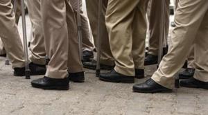 The incident of a Gurugram sub-inspector being allegedly attacked by a UP cop came to light On Wednesday evening when a person called the emergency police number ‘100’ and complained that the accused was fighting with him over a disputed property.(HT File / Representative Image) The incident of a Gurugram sub-inspector being allegedly attacked by a UP cop came to light On Wednesday evening when a person called the emergency police number ‘100’ and complained that the accused was fighting with him over a disputed property.(HT File / Representative Image)