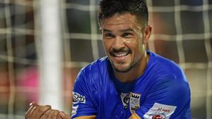 Mumbai City FC player Rafael Bastos celebrates after striking a goal against FC Pune City.(PTI) Mumbai City FC player Rafael Bastos celebrates after striking a goal against FC Pune City.(PTI)