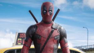 Behold Ryan Reynolds’ no-holds-barred Twitter. Behold Ryan Reynolds’ no-holds-barred Twitter.