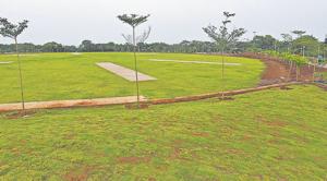 Besides the cricket pitch, Taljai hill will have several other outdoor amenities like a jogging track and an elaborate garden area.(Pratham Gokhale/HT Photo) Besides the cricket pitch, Taljai hill will have several other outdoor amenities like a jogging track and an elaborate garden area.(Pratham Gokhale/HT Photo)