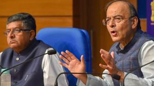Union ministers Arun Jaitley addresses a press conference during a cabinet briefing, in New Delhi, October 24, 2018.(PTI)