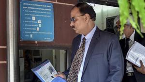 CBI chief Alok Verma arrives at Supreme Court in New Delhi, in July 2018.(PTI File Photo) CBI chief Alok Verma arrives at Supreme Court in New Delhi, in July 2018.(PTI File Photo)