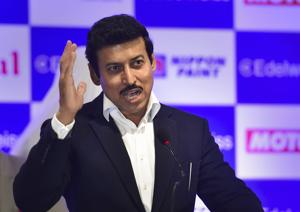 Union minister Rajyavardhan Rathore has announced that he will give ₹100,000 to those who can find a panchayat in his Rajasthan constituency where he had done no work.(PTI) Union minister Rajyavardhan Rathore has announced that he will give ₹100,000 to those who can find a panchayat in his Rajasthan constituency where he had done no work.(PTI)