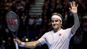 Switzerland's Roger Federer celebrates his victory at the end of his semi final match against Russia's Daniil Medvedev.(AFP) Switzerland's Roger Federer celebrates his victory at the end of his semi final match against Russia's Daniil Medvedev.(AFP)