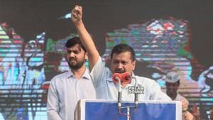 Delhi chief minister Arvind Kejriwal addresses a public meeting at Ramlila Ground in Jaipur on Sunday.(Himanshu Vyas / Hindustan Times) Delhi chief minister Arvind Kejriwal addresses a public meeting at Ramlila Ground in Jaipur on Sunday.(Himanshu Vyas / Hindustan Times)