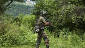Sub-inspector Imtiyaz Ahmad Mir was targeted when he was returning home, officials said.(AP/Picture for representation) Sub-inspector Imtiyaz Ahmad Mir was targeted when he was returning home, officials said.(AP/Picture for representation)