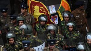 A constitutional crisis gripping Sri Lanka since the president's shock dismissal of Prime Minister Ranil Wickremesinghe erupted into violence.(AFP) A constitutional crisis gripping Sri Lanka since the president's shock dismissal of Prime Minister Ranil Wickremesinghe erupted into violence.(AFP)