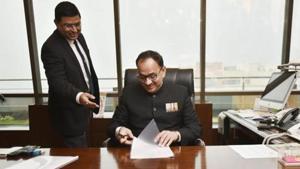The Central Vigilance Commission (CVC) on Tuesday examined some CBI officials probing crucial cases which figured in special director Rakesh Asthana’s complaint of corruption against the probe agency’s chief Alok Verma, officials said.(HT/File Photo) The Central Vigilance Commission (CVC) on Tuesday examined some CBI officials probing crucial cases which figured in special director Rakesh Asthana’s complaint of corruption against the probe agency’s chief Alok Verma, officials said.(HT/File Photo)