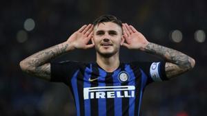 Inter Milan skipper Mauro Icardi celebrates after scoring against Lazio.(REUTERS) Inter Milan skipper Mauro Icardi celebrates after scoring against Lazio.(REUTERS)