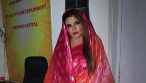 Rakhi Sawant has claimed that Tanushree Dutta spoke in derogatory fashion about her during an interview.(IANS) Rakhi Sawant has claimed that Tanushree Dutta spoke in derogatory fashion about her during an interview.(IANS)