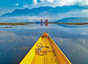 Among the cavalcade of clichés that follows you in Kashmir is the 4.30am shikara ride to the vegetable markets Among the cavalcade of clichés that follows you in Kashmir is the 4.30am shikara ride to the vegetable markets