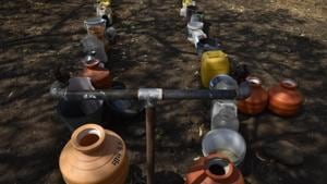 The Maharashtra government on Thursday added 250 revenue circles across 7,500 villages to its list of areas hit by drought(HT) The Maharashtra government on Thursday added 250 revenue circles across 7,500 villages to its list of areas hit by drought(HT)