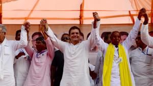 Congress President Rahul Gandhi with other party leaders at a rally in Bilaspur, Chhattisgarh, on May 17, 2018. Gandhi called a meeting on October 5 to resolve the reported tussle between state party president Bhupesh Baghel and general secretary in-charge PL Punia ahead of assembly elections in the state.(HT File) Congress President Rahul Gandhi with other party leaders at a rally in Bilaspur, Chhattisgarh, on May 17, 2018. Gandhi called a meeting on October 5 to resolve the reported tussle between state party president Bhupesh Baghel and general secretary in-charge PL Punia ahead of assembly elections in the state.(HT File)