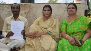 Nandamuri Lakshmi Parvathi sits in silent protest against TDP’s Chandrababu Naidu joining hands with Congress president Rahul Gandhi.(HT Photo)