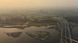 The Signature Bridge is an eight-lane carriageway connecting Outer Ring Road and Wazirabad Road which reduces travel time for those going towards Ghaziabad side by more than 30 minutes.(Sanchit Khanna/HT Photo) The Signature Bridge is an eight-lane carriageway connecting Outer Ring Road and Wazirabad Road which reduces travel time for those going towards Ghaziabad side by more than 30 minutes.(Sanchit Khanna/HT Photo)