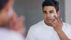 Men are ‘less likely to protect themselves from the sun’ or heed public health warnings, said the research. (Shutterstock) Men are ‘less likely to protect themselves from the sun’ or heed public health warnings, said the research. (Shutterstock)
