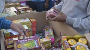 The Supreme Court has ordered the sale and use of only green and low emission firecrackers in the National Capital Region.(HT File Photo) The Supreme Court has ordered the sale and use of only green and low emission firecrackers in the National Capital Region.(HT File Photo)