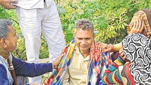 Family members of two men who died on Wednesday night after their motorcycle was hit by an unidentified speeding vehicle on Delhi-Meerut road, Hindon road, near Sai Upvan, in Ghaziabad.(Sakib Ali/ HT Photo) Family members of two men who died on Wednesday night after their motorcycle was hit by an unidentified speeding vehicle on Delhi-Meerut road, Hindon road, near Sai Upvan, in Ghaziabad.(Sakib Ali/ HT Photo)