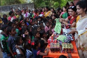 Children from Pachvadpada village, around 3km from Thane, get ready to begin school closer home.(HT Photo) Children from Pachvadpada village, around 3km from Thane, get ready to begin school closer home.(HT Photo)